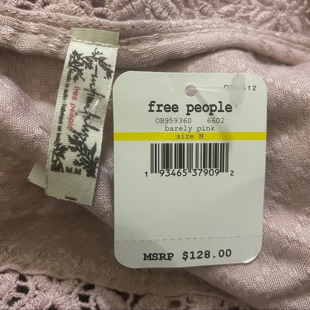 SOLD Free People Medium Romper Relaxed Barely Pink - Picture 6 of 9